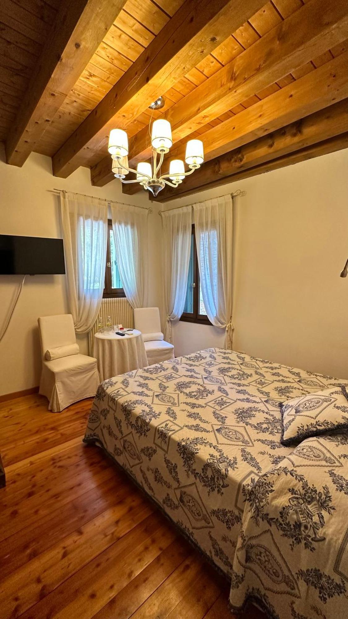 Ca' Hemingway Aparthotel Bassano del Grappa Kültér fotó