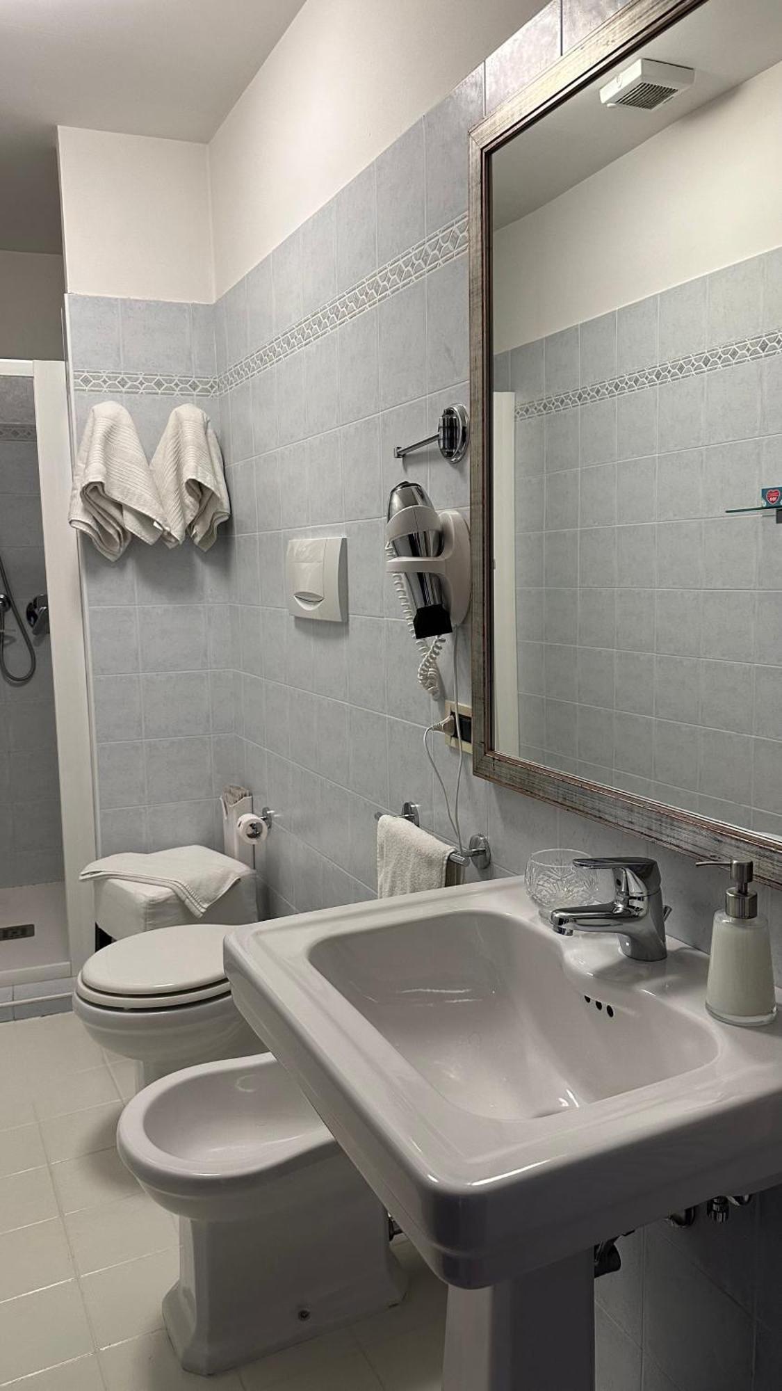 Ca' Hemingway Aparthotel Bassano del Grappa Kültér fotó