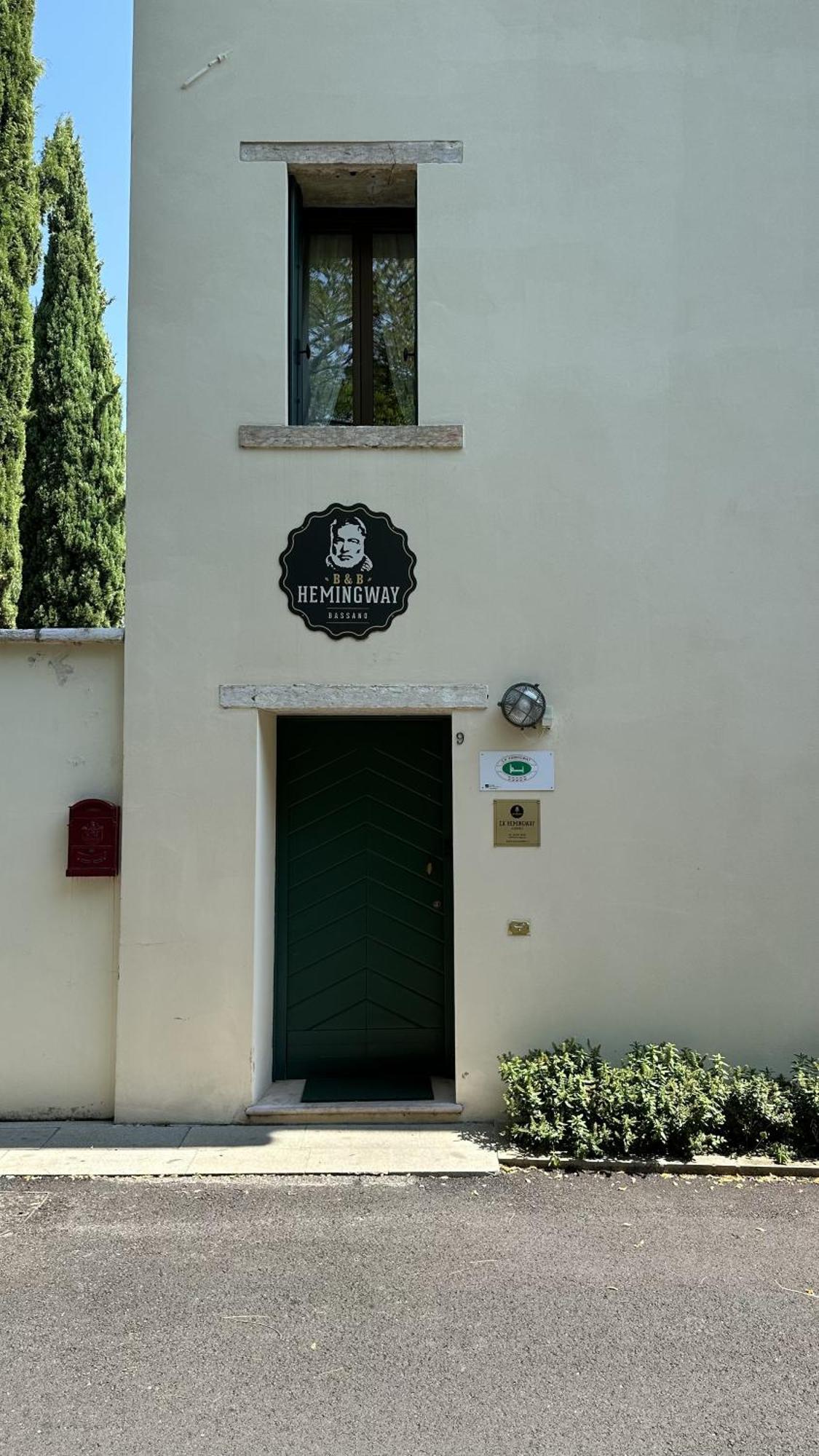 Ca' Hemingway Aparthotel Bassano del Grappa Kültér fotó